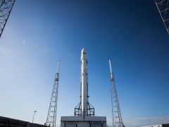 SpaceX Scrubs Mission SES-9 for Third Time in a Week