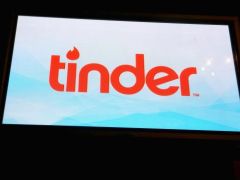 Tinder’s New ‘Share’ Button Will Let You Play Matchmaker