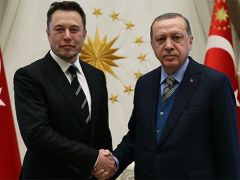 Tesla’nın kurucusu Elon Musk Kimdir ? Kaç Yaşında ?